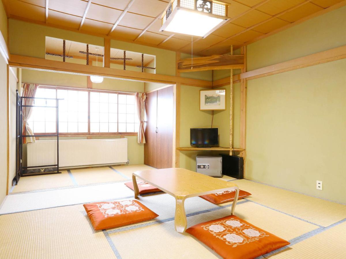 New Yokote Hotel Яманучи Екстериор снимка
