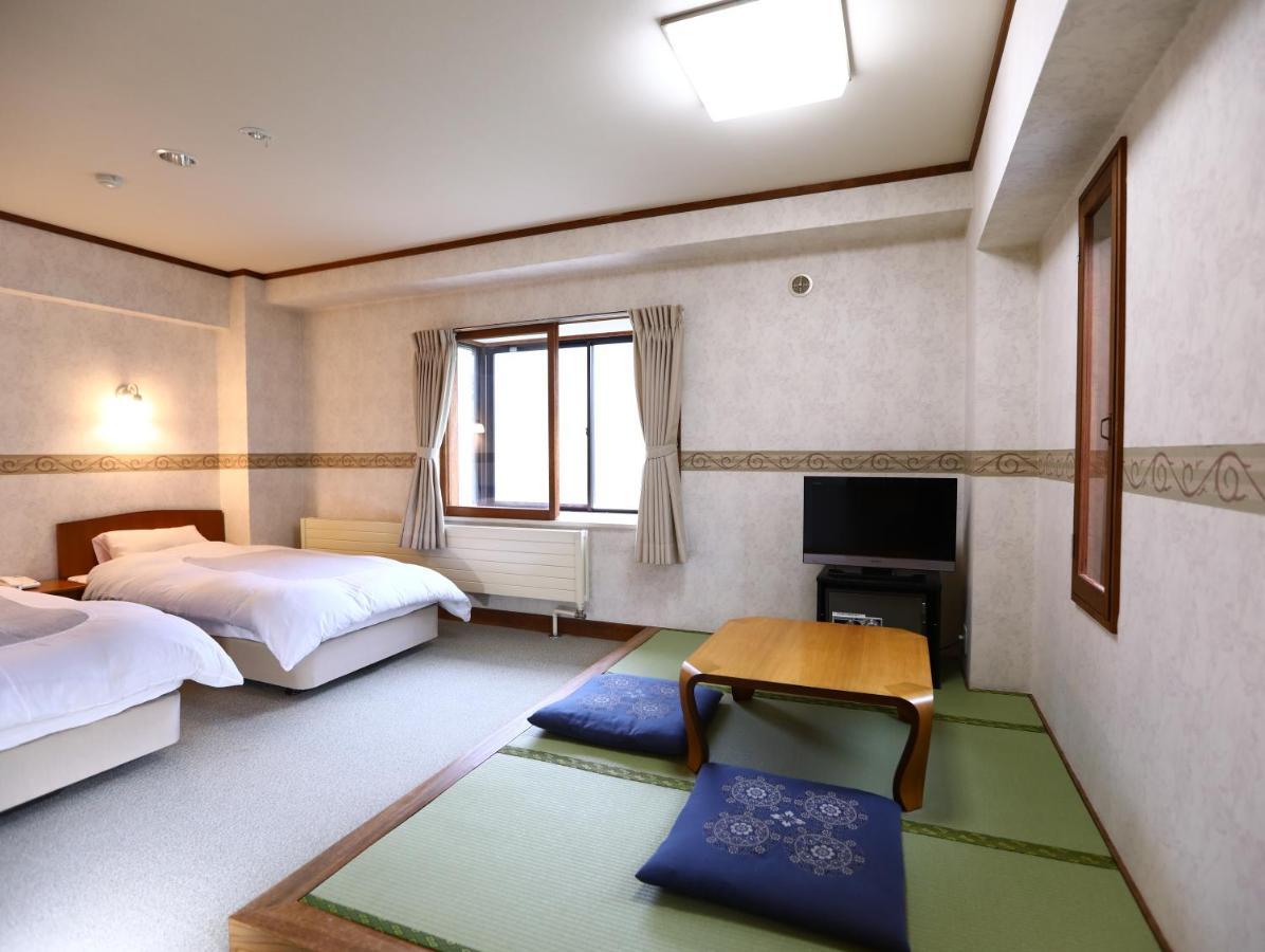 New Yokote Hotel Яманучи Екстериор снимка