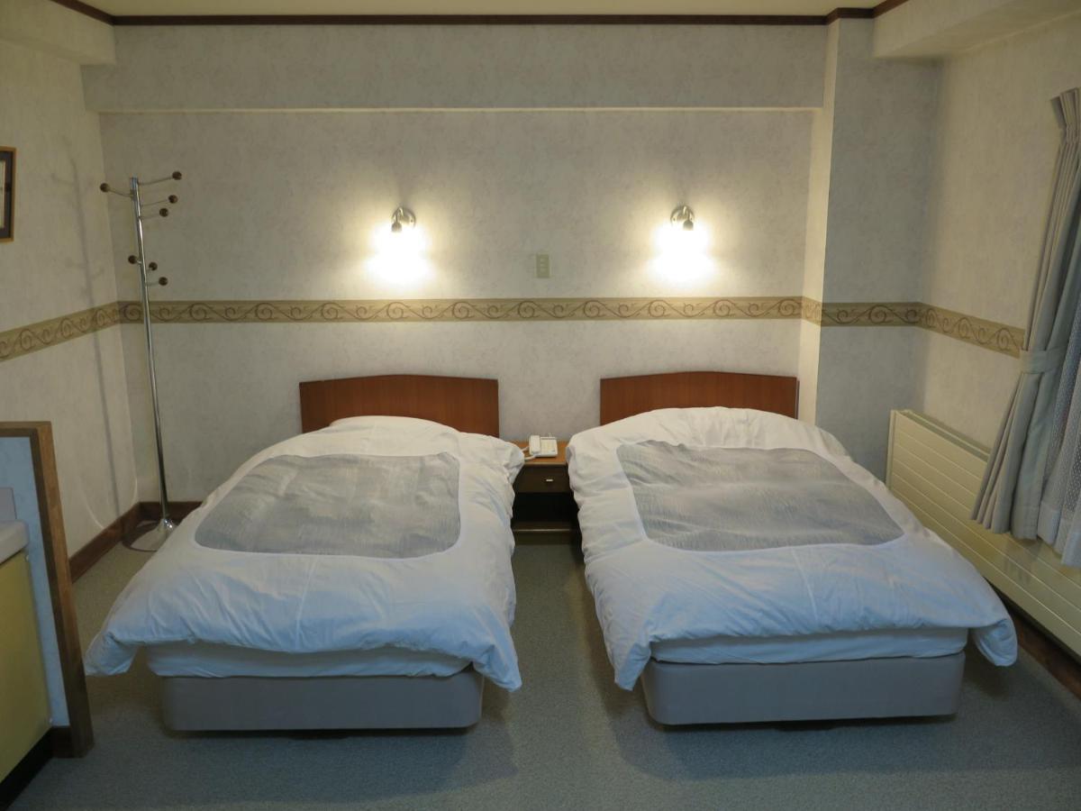 New Yokote Hotel Яманучи Екстериор снимка